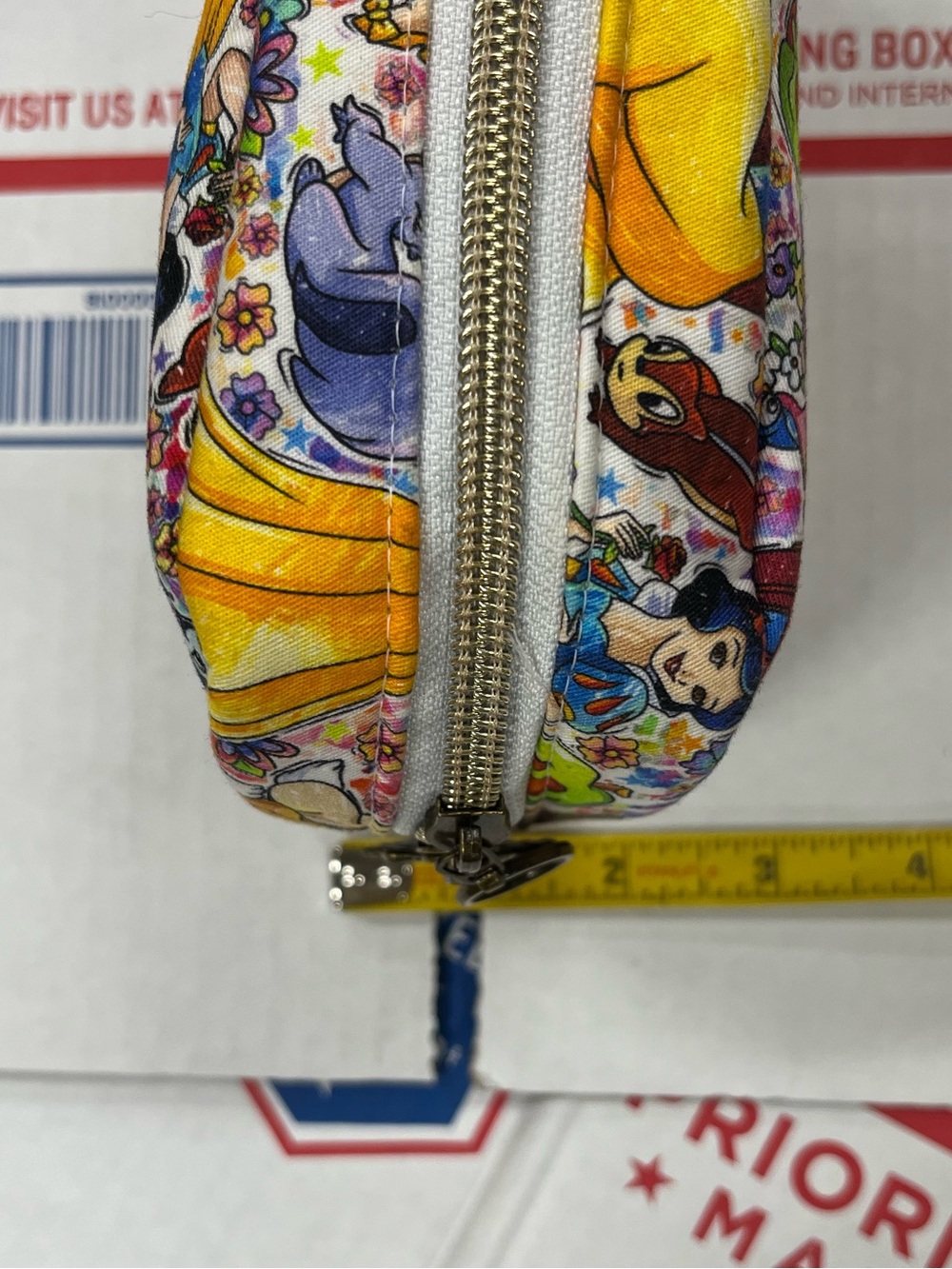 Disney Snow White Inspired Pouch - Picture 12 of 12